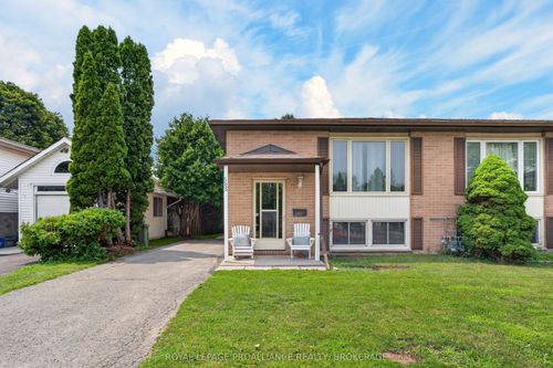 585 Gavin Crt, Kingston, ON, K7M8B8 | Card Image