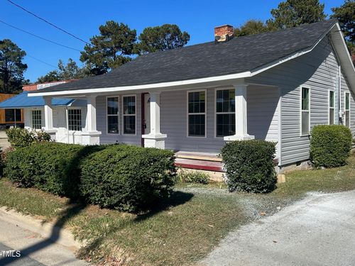538 Mckoy St, Clinton, NC, 28328-2517 | Card Image