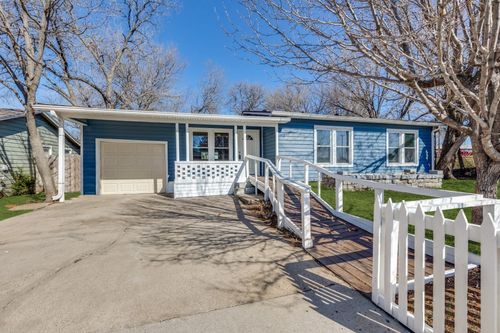 6681 Jannie St, North Richland Hills, TX, 76180-1503 | Card Image