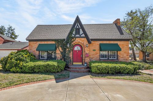807 W Kansas, Midland, TX, 79701 | Card Image