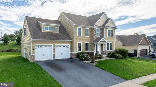 354 Amber Dr, LITITZ, PA, 17543-6501 | Card Image