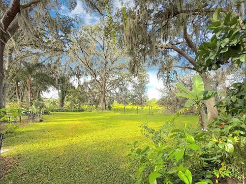 5901 Deer Flag Dr, LAKELAND, FL, 33811-4037 | Card Image