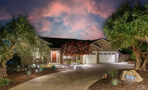 1213 Tall Grass Court, Napa, CA, 94558 | Card Image