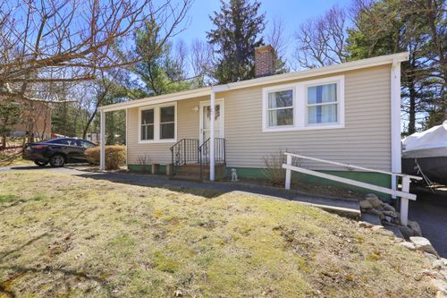 47 Cliff Rd, Buzzards Bay, MA, 02532-4205 | Card Image