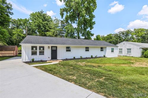 715 Westchester Ct, Kirkwood, MO, 63122-1028 | Card Image