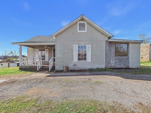 605 Bennett St, Sweetwater, TN, 37874-1604 | Card Image