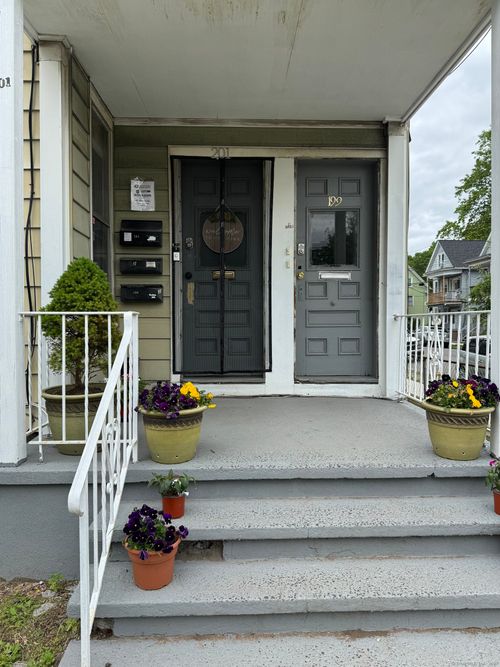 2-199 English St, New Haven, CT, 06513-2859 | Card Image