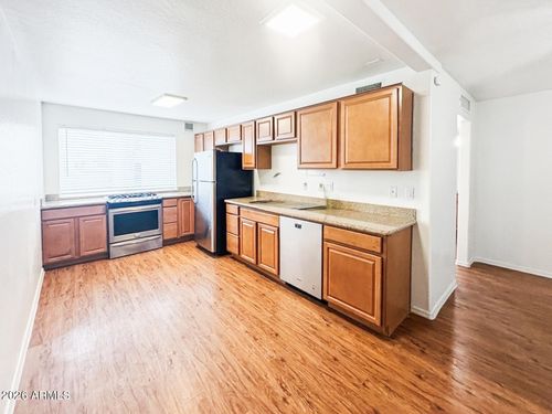 2a-2417 E Campbell Ave, Phoenix, AZ, 85016-4949 | Card Image