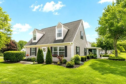 7500 Andrea Dr, Concord Twp, OH, 44060-7211 | Card Image