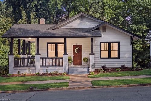 319 Lockland Ave, Winston-Salem, NC, 27103-2705 | Card Image