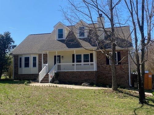 205 Lone Oak Dr, White House, TN, 37188-9304 | Card Image