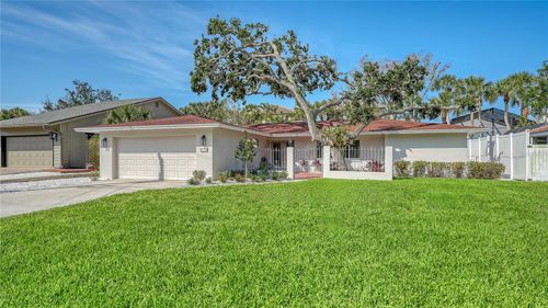 734 Birdsong Ln, SARASOTA, FL, 34242-1418 | Card Image