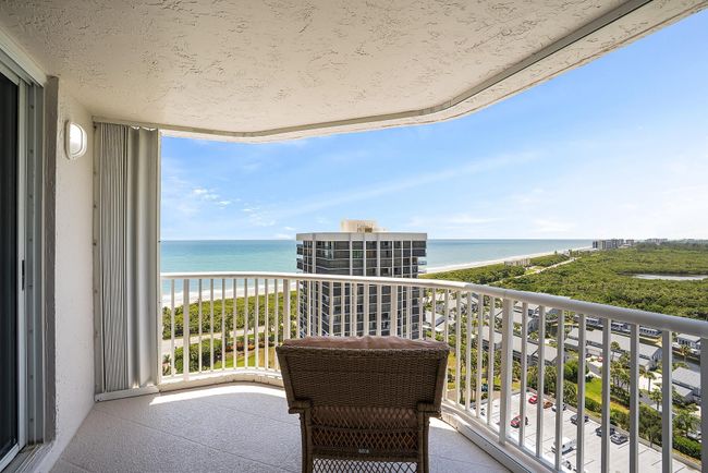APT-1901 - 5049 N Highway A1a, Condo with 3 bedrooms, 2 bathrooms and null parking in Hutchinson Island FL | Image 35