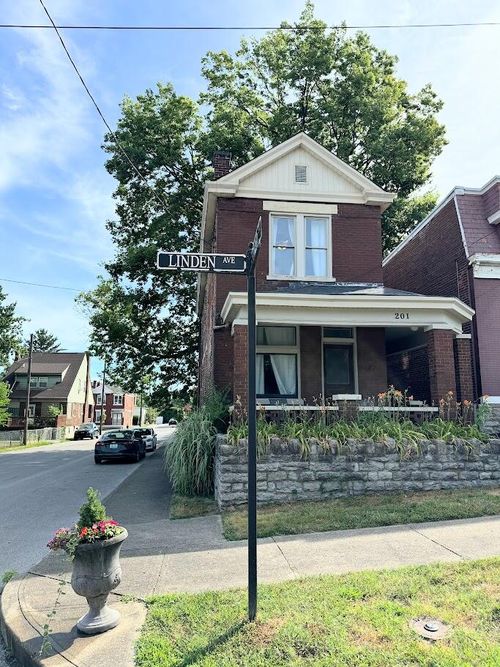 201 Linden Ave, Newport, KY, 41071-1716 | Card Image