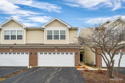 1004 Como Circle, Townhouse with 2 bedrooms, 2 bathrooms and 2 parking in Hampshire IL | Image 1