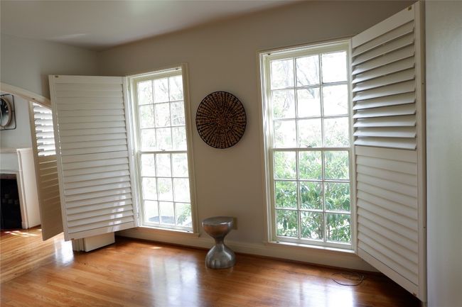 2203 Griswold Ln, House other with 4 bedrooms, 4 bathrooms and 4 parking in Austin TX | Image 9