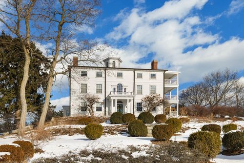 apt-9-525 Maplewood Ave, Portsmouth, NH, 03801-3564 | Card Image