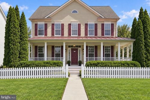 9510 Ethan Ridge Dr, FREDERICK, MD, 21704-7379 | Card Image