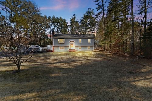 23 Parker Dr, East Freetown, MA, 02717-1104 | Card Image