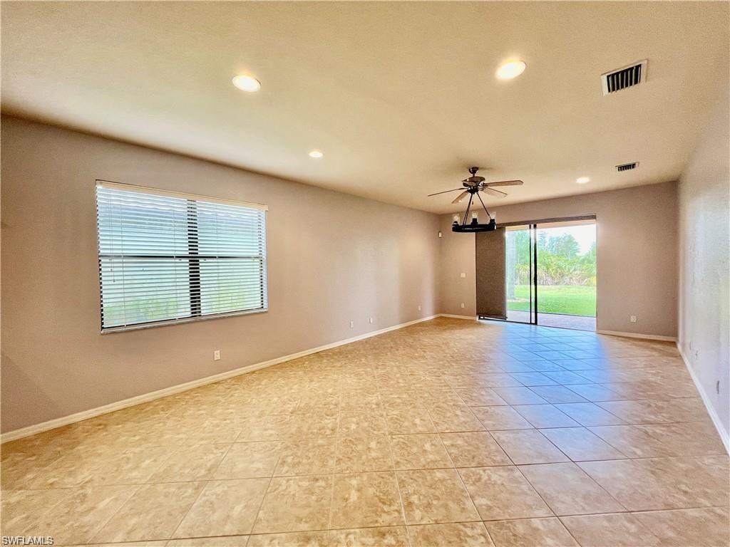 Residential Lease in FORT MYERS 4
