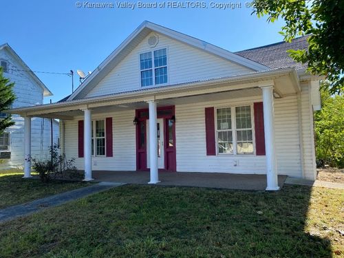 107 High St, Buffalo, WV, 25033-7576 | Card Image