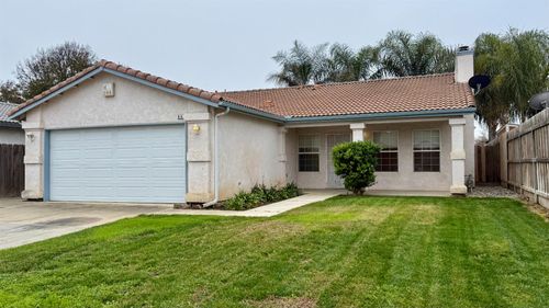 945 Don Medico Dr, Hanford, CA, 93230-6717 | Card Image