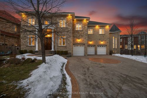26 Alai Cir, Markham, ON, L3R1E2 | Card Image