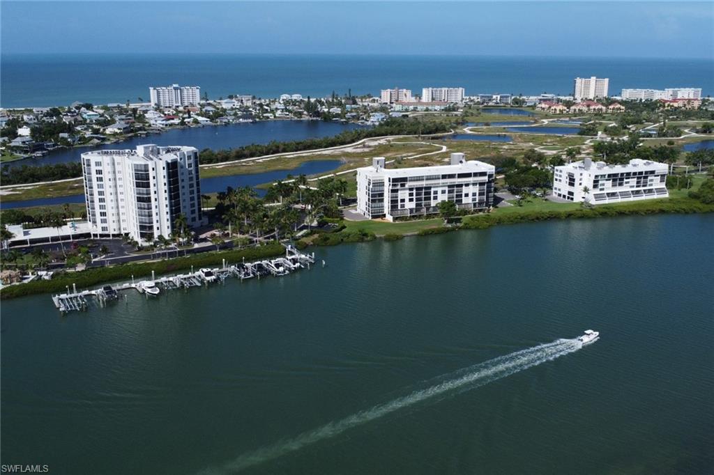 Residential in FORT MYERS BEACH
