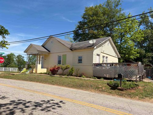 2020 Chesnee Hwy, spartanburg, SC, 29303-3264 | Card Image