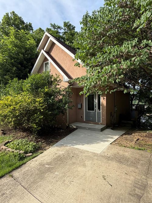 2723 South Cedar St, Portsmouth, OH, 45662 | Card Image