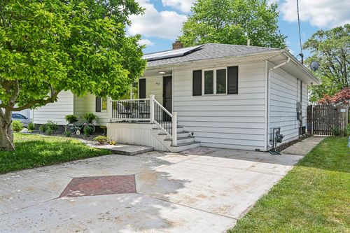 412 E South St, Peotone, IL, 60468-9496 | Card Image
