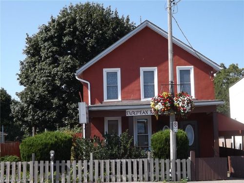 5815 Main St, Niagara Falls, ON, L2G5Z6 | Card Image