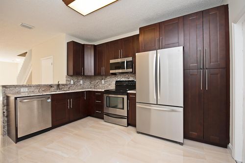 3709 San Simeon Cir, Weston, FL, 33331-5048 | Card Image