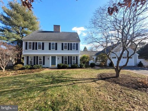 445 Saint Johns Dr, CAMP HILL, PA, 17011-1355 | Card Image