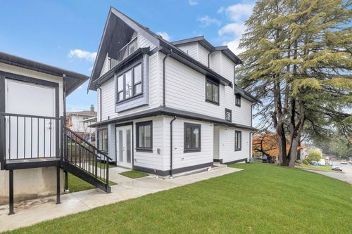 4325 Kamloops St, Vancouver, BC, V5R | Card Image