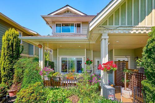562 W Keith Rd, North Vancouver, BC, V7M | Card Image