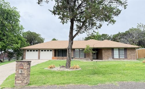 2111 Chinaberry Cir, Harker Heights, TX, 76548-8713 | Card Image