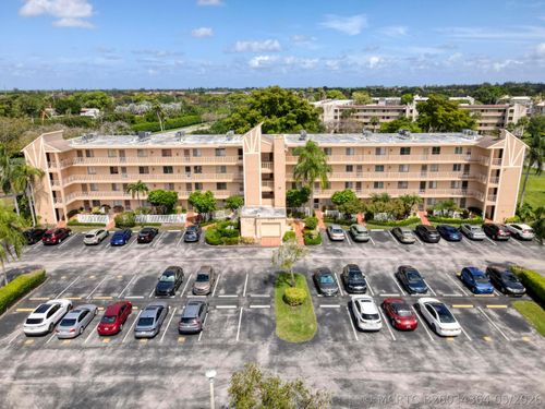 406-6795 Huntington Ln, Delray Beach, FL, 33446-3037 | Card Image