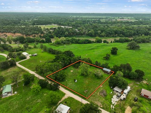429 Hidden Shores Rd, Smithville, TX, 78957-2338 | Card Image