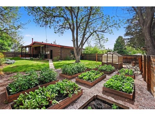 1890 S Monaco Street Pkwy, Denver, CO, 80224-2171 | Card Image
