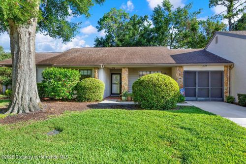 6654 Brambleleaf Dr, Spring Hill, FL, 34606-3313 | Card Image