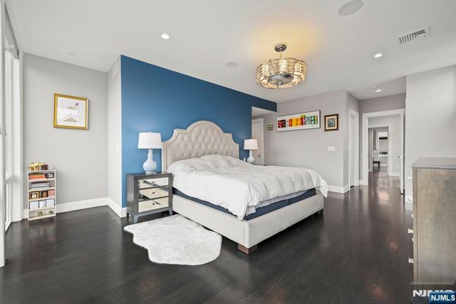 12 Hooks Ln, Condo with 4 bedrooms, 4 bathrooms and null parking in Edgewater NJ | Image 29