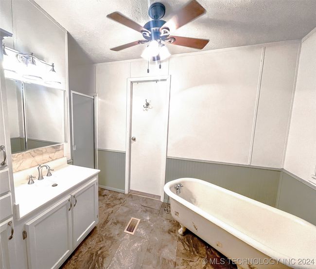 39 Summit Dr, House other with 3 bedrooms, 2 bathrooms and null parking in Canadian OK | Image 23