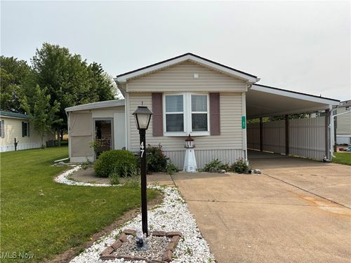 47 E Bass Cir, Marblehead, OH, 43440-9704 | Card Image
