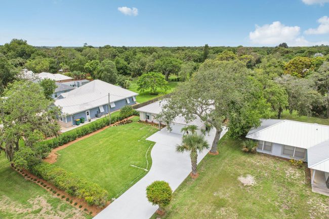 9830 Oak Trl, House other with 3 bedrooms, 3 bathrooms and null parking in Sebastian FL | Image 30