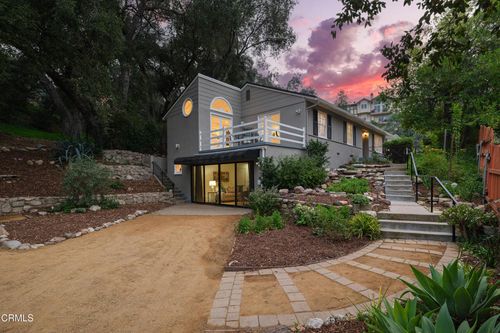 3232 Vickers Dr, Glendale, CA, 91208-1667 | Card Image