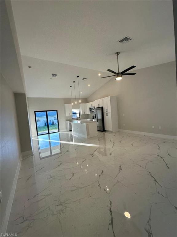 Residential Lease in LEHIGH ACRES 4