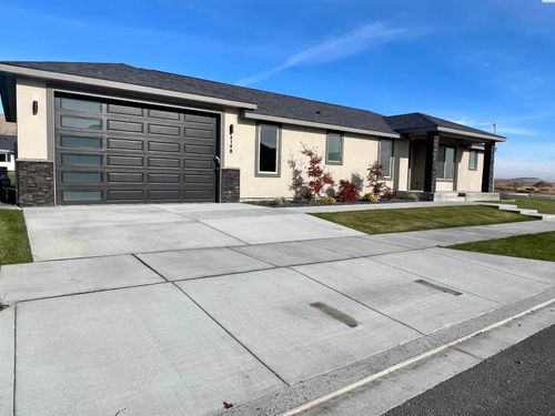 4198 Lolo Way, Richland, WA, 99352-5520 | Card Image
