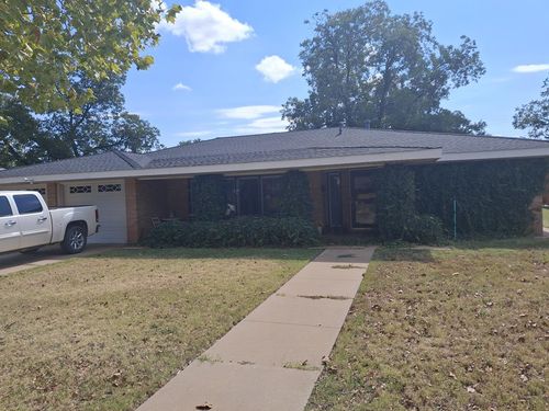 2906 33rd St, Snyder, TX, 79549-4418 | Card Image