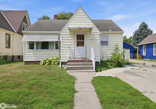 1709 8th St, Harlan, IA, 51537-2104 | Card Image